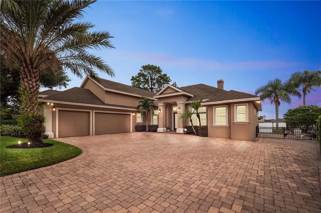 6135 Linneal Beach Drive Apopka FL 32703