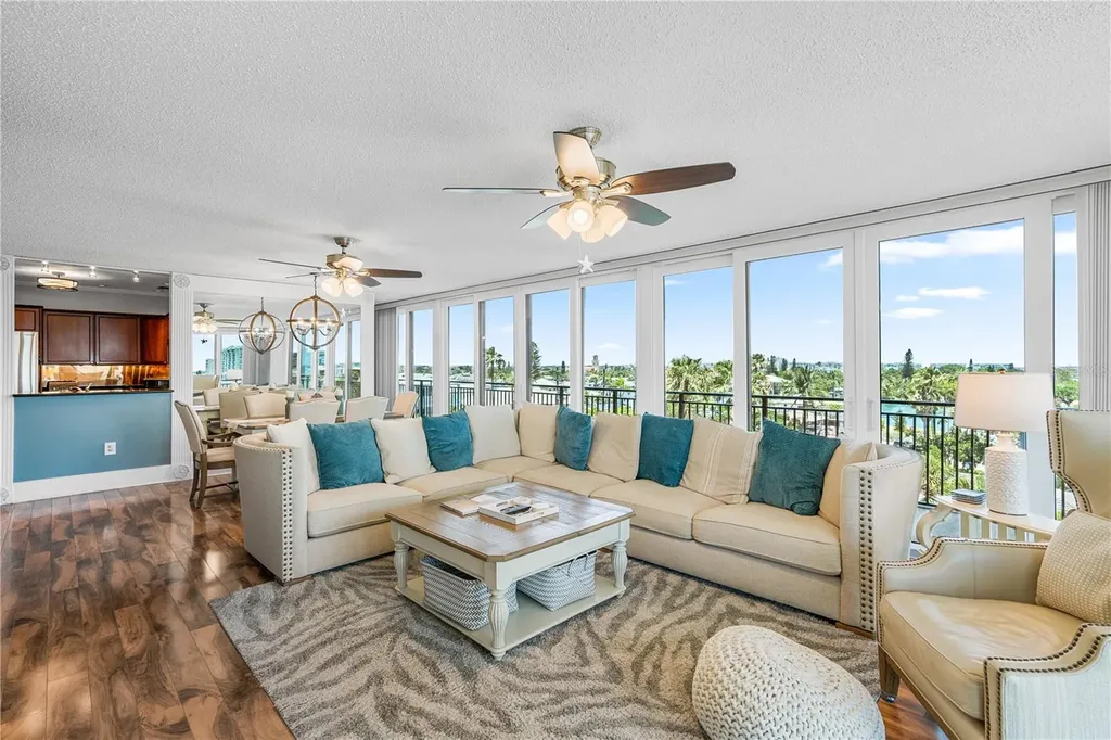 7650 Bayshore Drive Treasure Island FL 33706