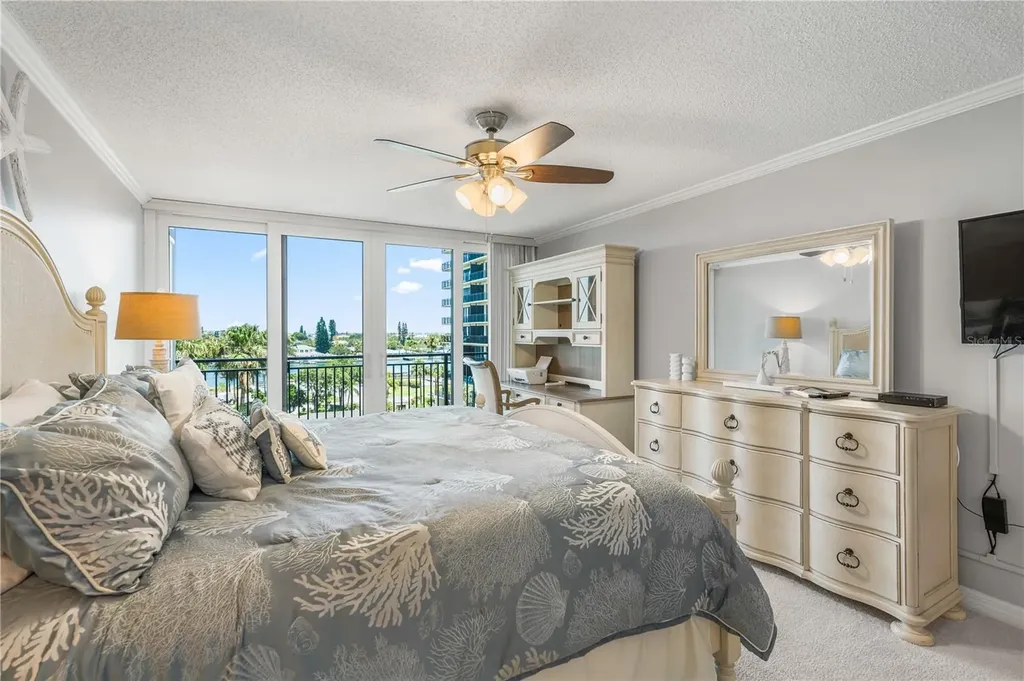 7650 Bayshore Drive Treasure Island FL 33706