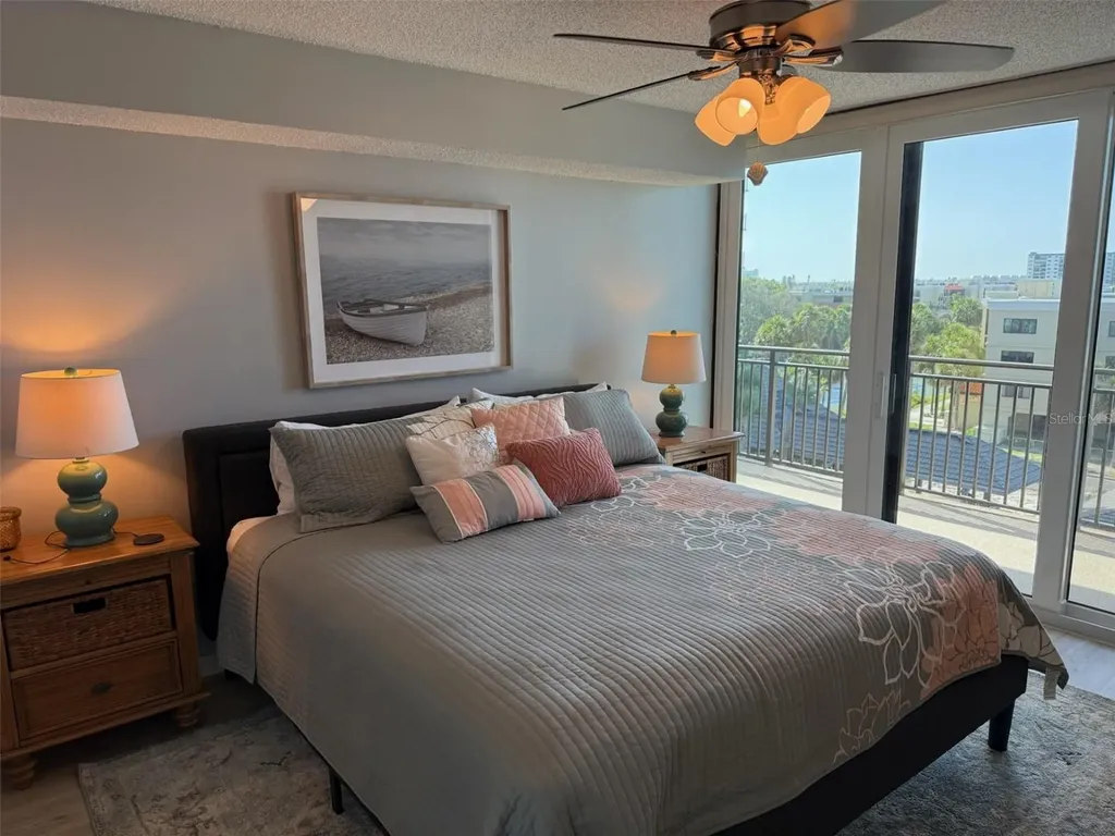 7650 Bayshore Drive Treasure Island FL 33706