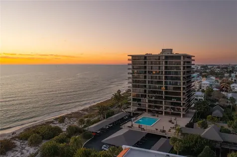 7650 Bayshore Drive Treasure Island FL 33706