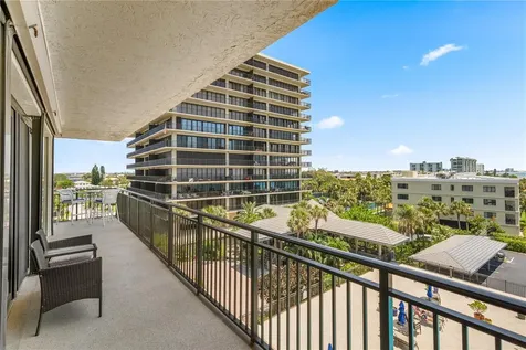 7650 Bayshore Drive Treasure Island FL 33706