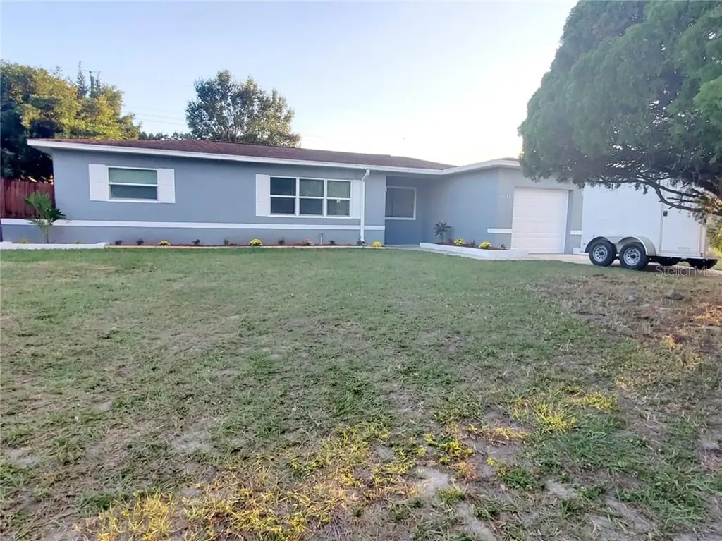 6048 43rd Avenue N St Petersburg FL 33709