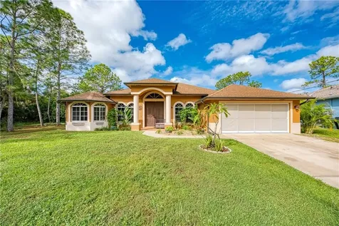1401 Henning Street North Port FL 34288