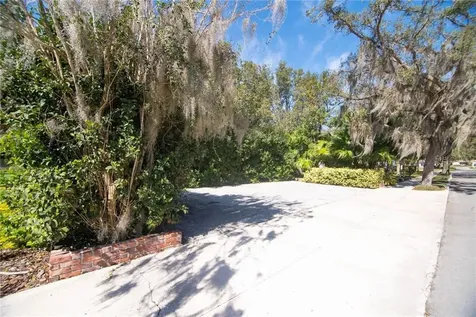 1819 Cherokee Trail Lakeland FL 33803