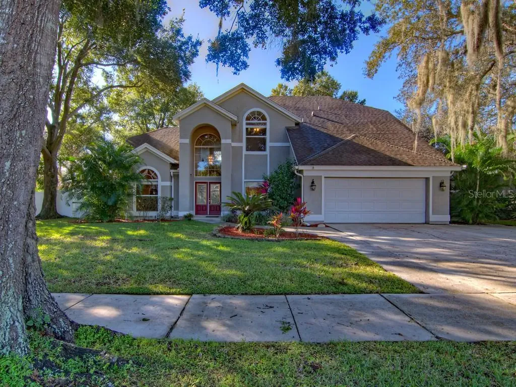 835 Royalwood Lane Oviedo FL 32765