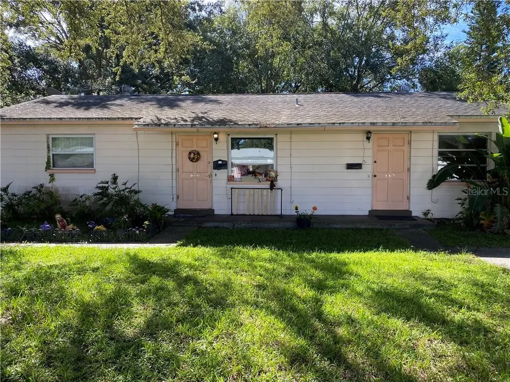 660 73rd Avenue N St Petersburg FL 33702