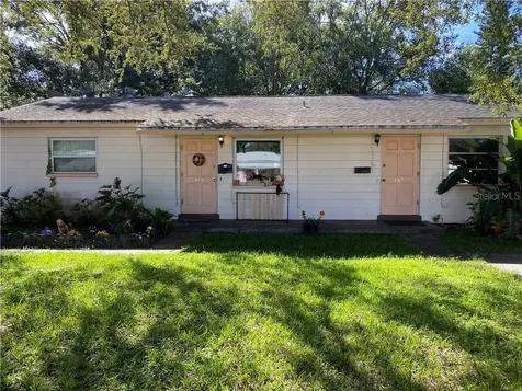 660 73rd Avenue N St Petersburg FL 33702