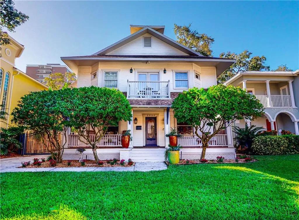 2904 W Bay Vista Avenue Tampa FL 33611