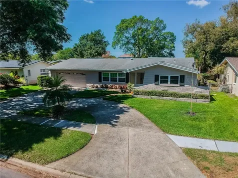 1356 Summerlin Drive Clearwater FL 33764