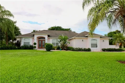 1180 SE 23rd Street Okeechobee FL 34974