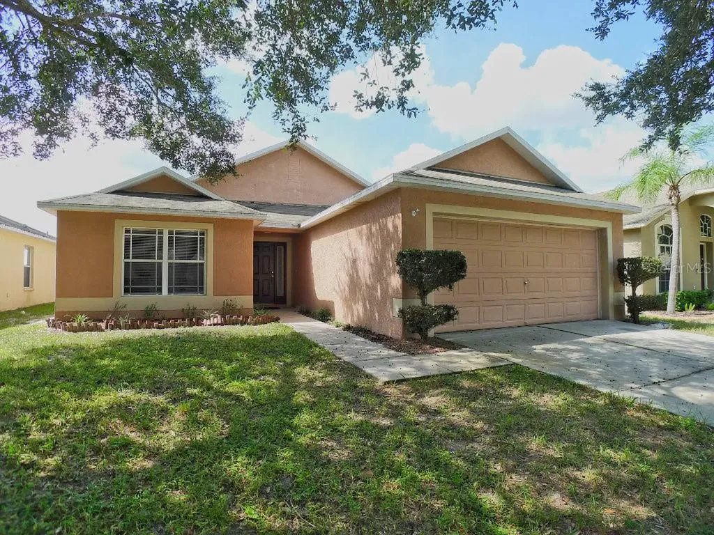 12815 Kings Lake Drive Gibsonton FL 33534