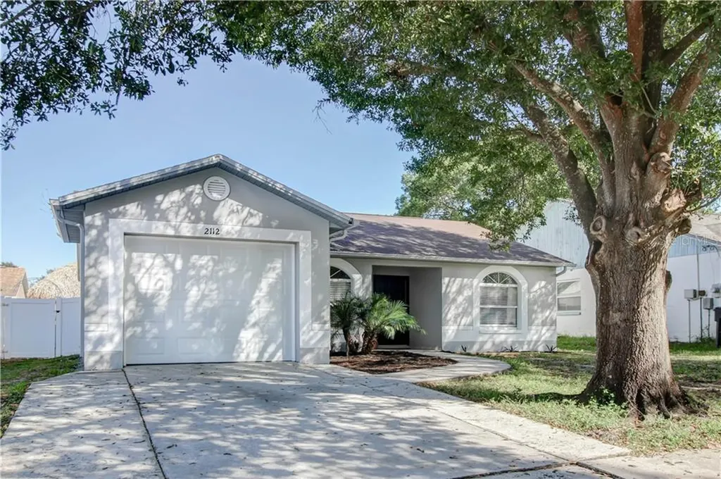 2112 Intervista Lane Valrico FL 33594