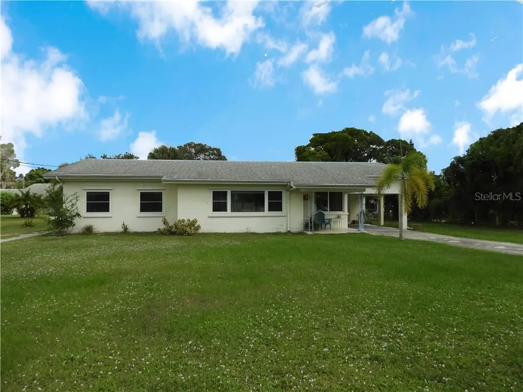 516 Shore Road Nokomis FL 34275