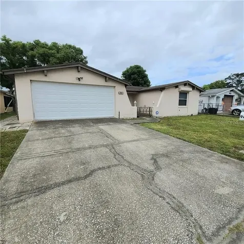 9605 Lakeside Lane Port Richey FL 34668