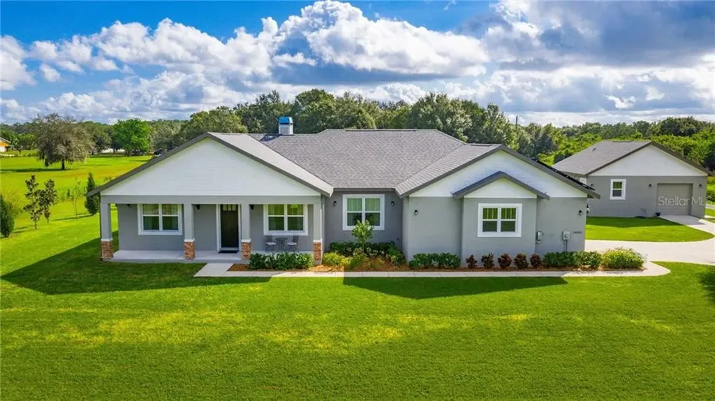 14805 Us Highway 301 N Parrish FL 34219