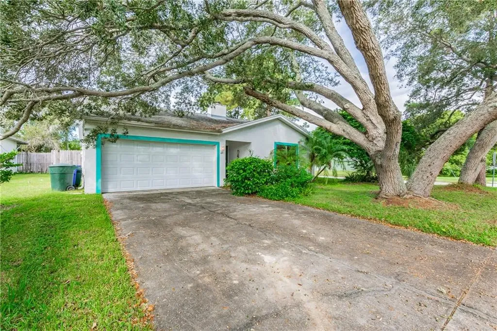 1556 Patricia Avenue Dunedin FL 34698
