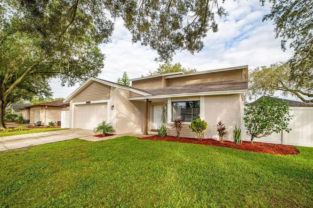 1222 Callista Avenue Valrico FL 33596