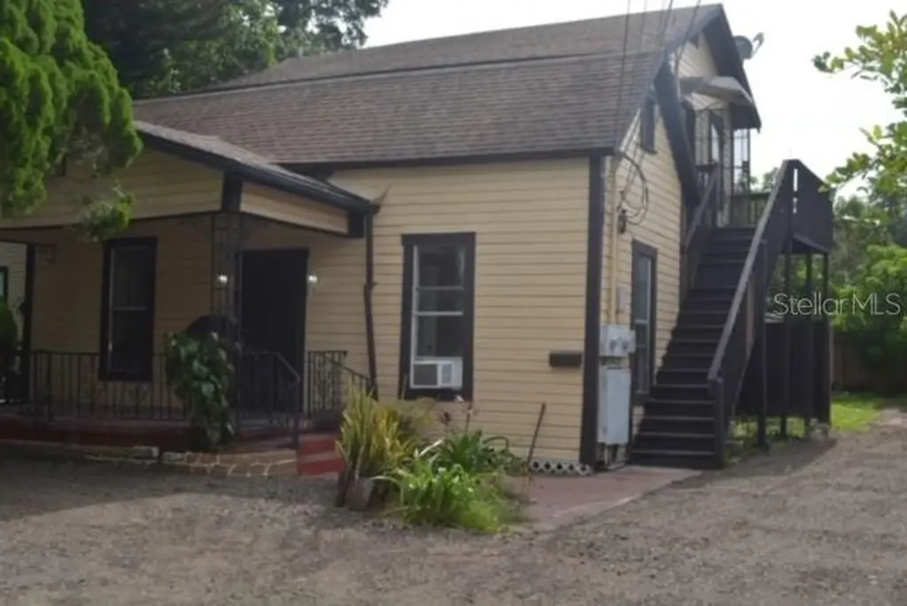 2917 N 10th Street Tampa FL 33605