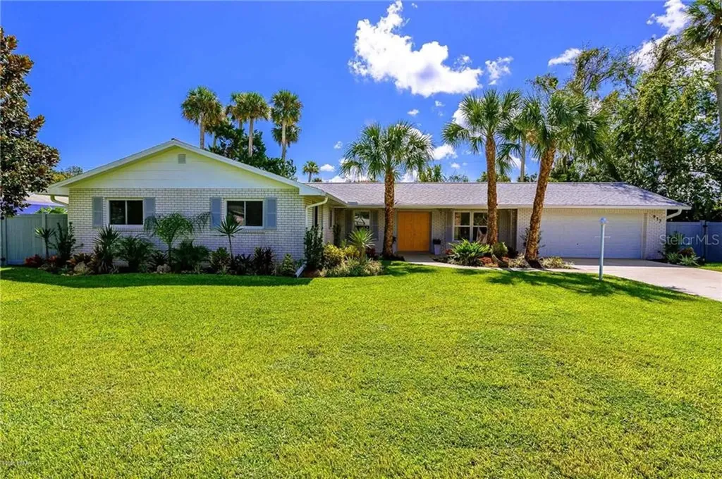 917 Carey Drive South Daytona FL 32119