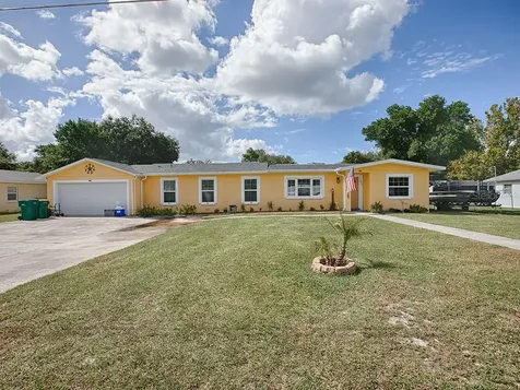 820 Donnelly Street Eustis FL 32726