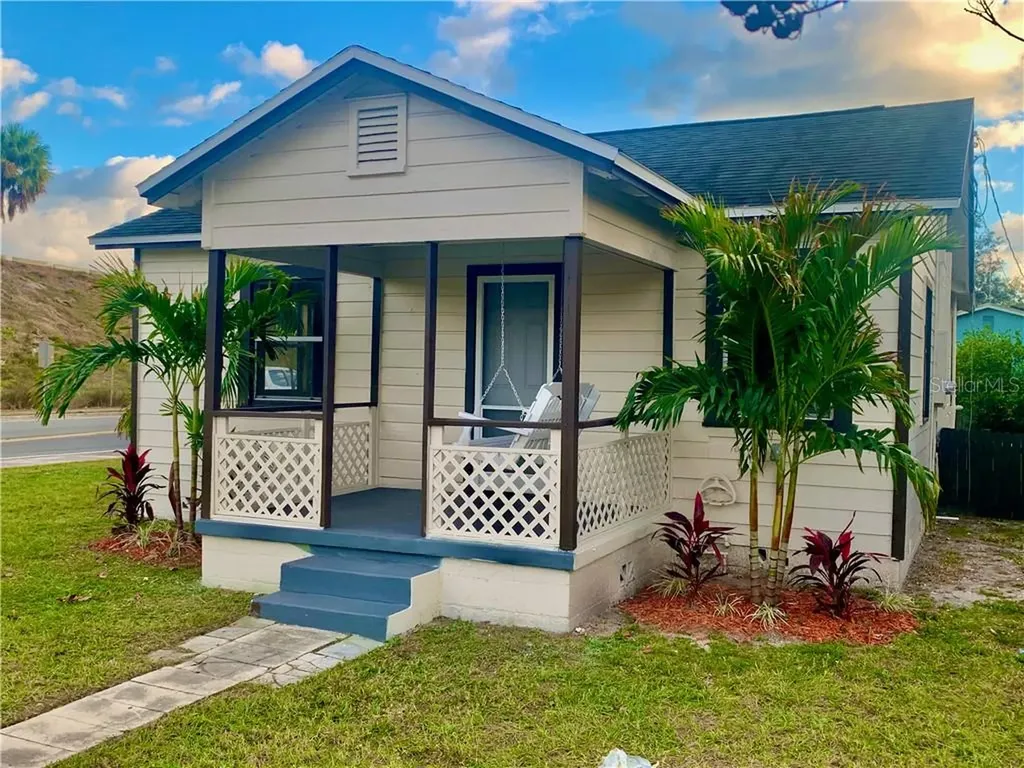 2200 30th Avenue N St Petersburg FL 33713