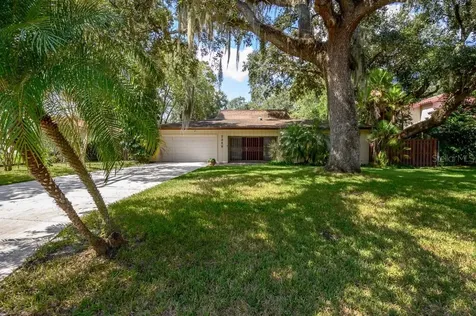7312 Park Drive Tampa FL 33610