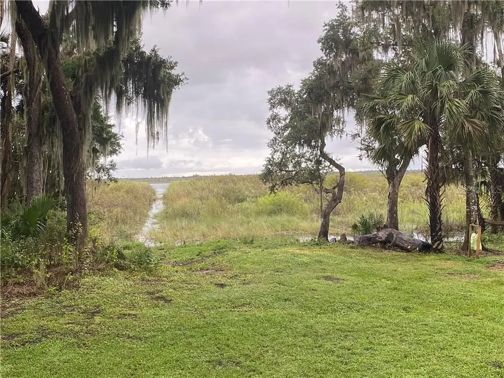 1552 Swamp Lane Geneva FL 32732