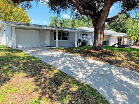10297 63rd Avenue Seminole FL 33772
