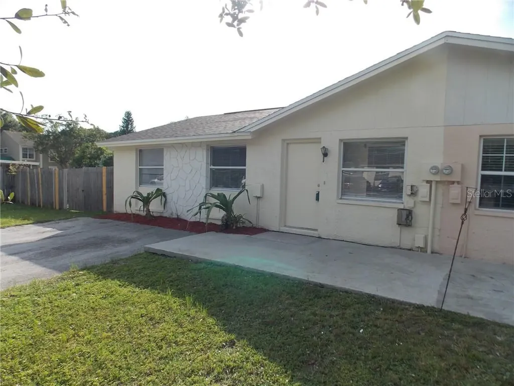 8804 Bell Crest Court Tampa FL 33634