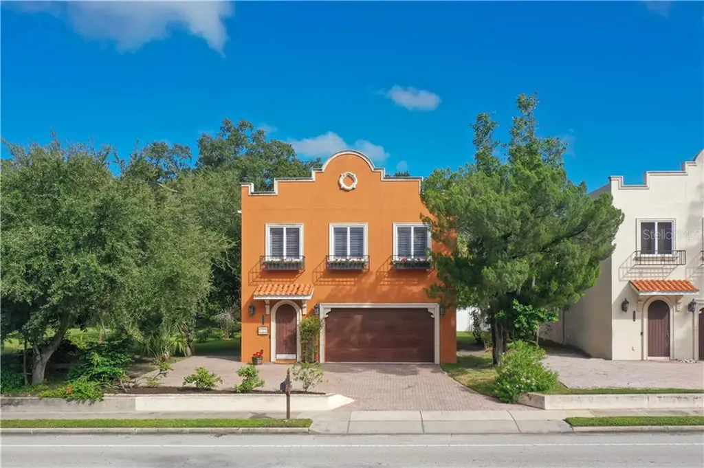 2221 Bahia Vista Street Sarasota FL 34239