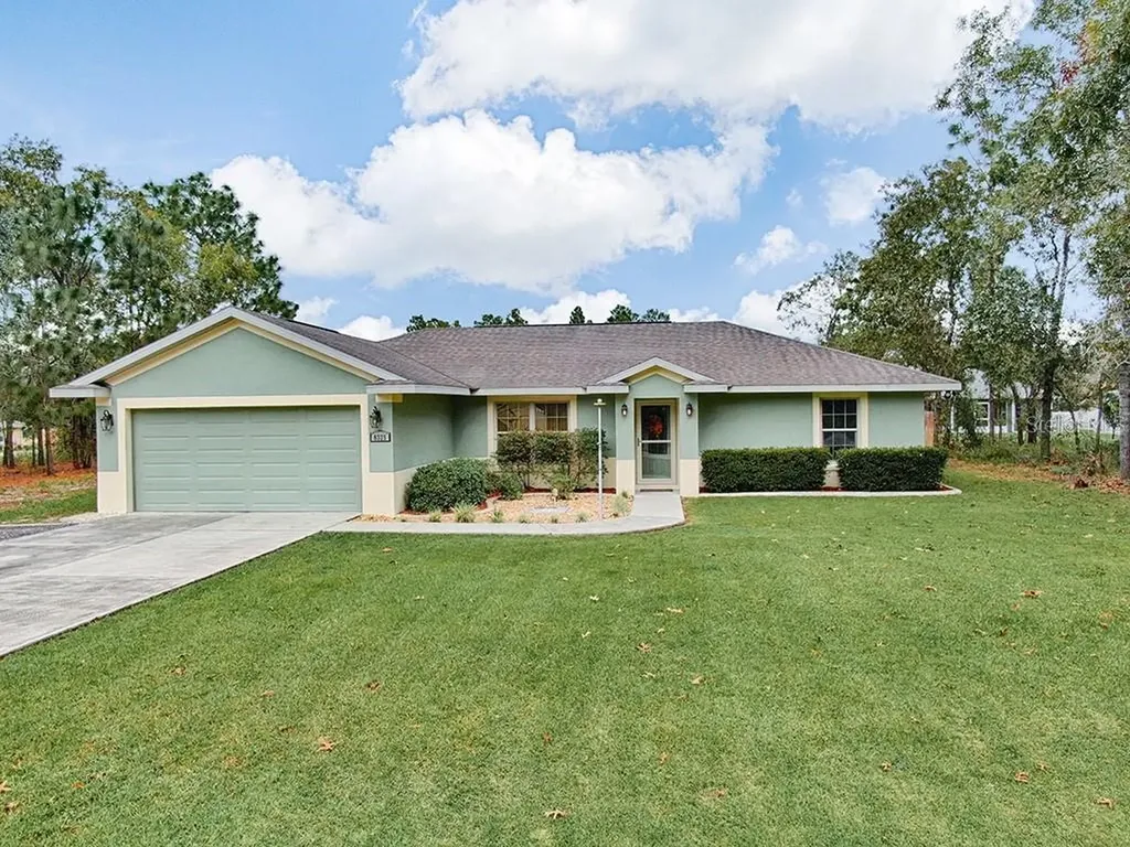 8325 SE 160th Place Summerfield FL 34491