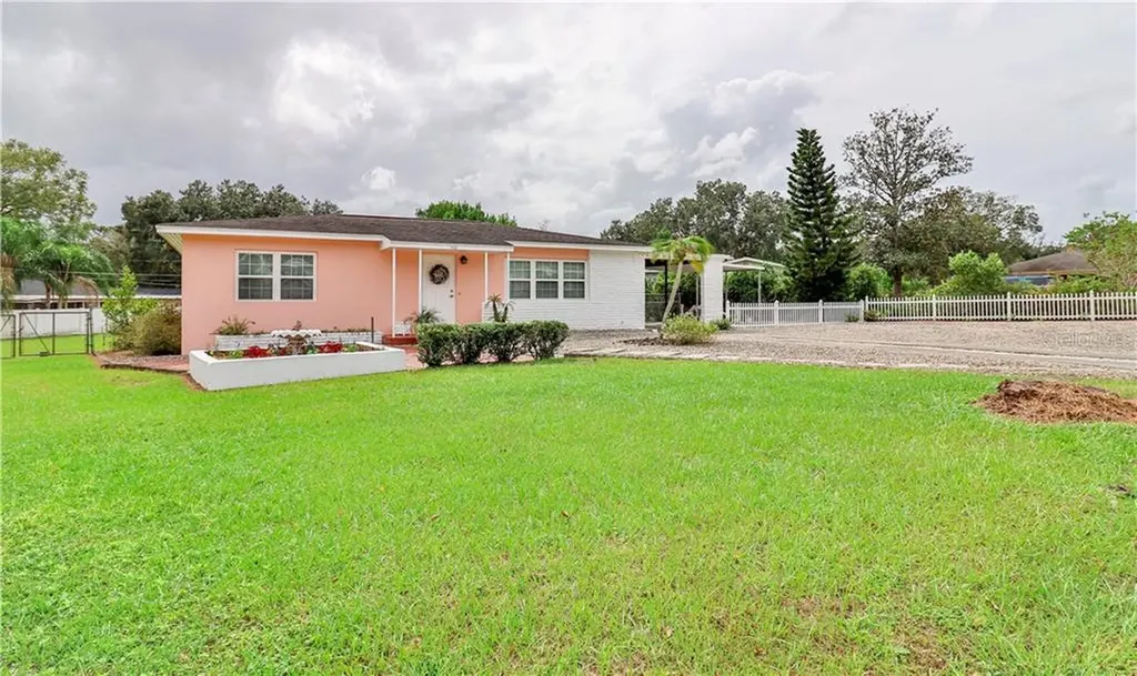 501 Bon Aire Avenue Temple Terrace FL 33617