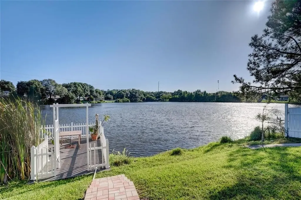 5879 Blossom Lake Drive Seminole FL 33772