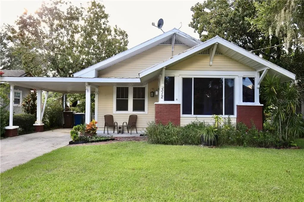 312 N 14th Street Haines City FL 33844