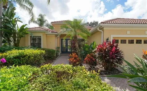 6732 The Masters Avenue Lakewood Ranch FL 34202