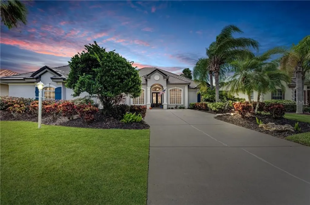 6512 The Masters Avenue Lakewood Ranch FL 34202