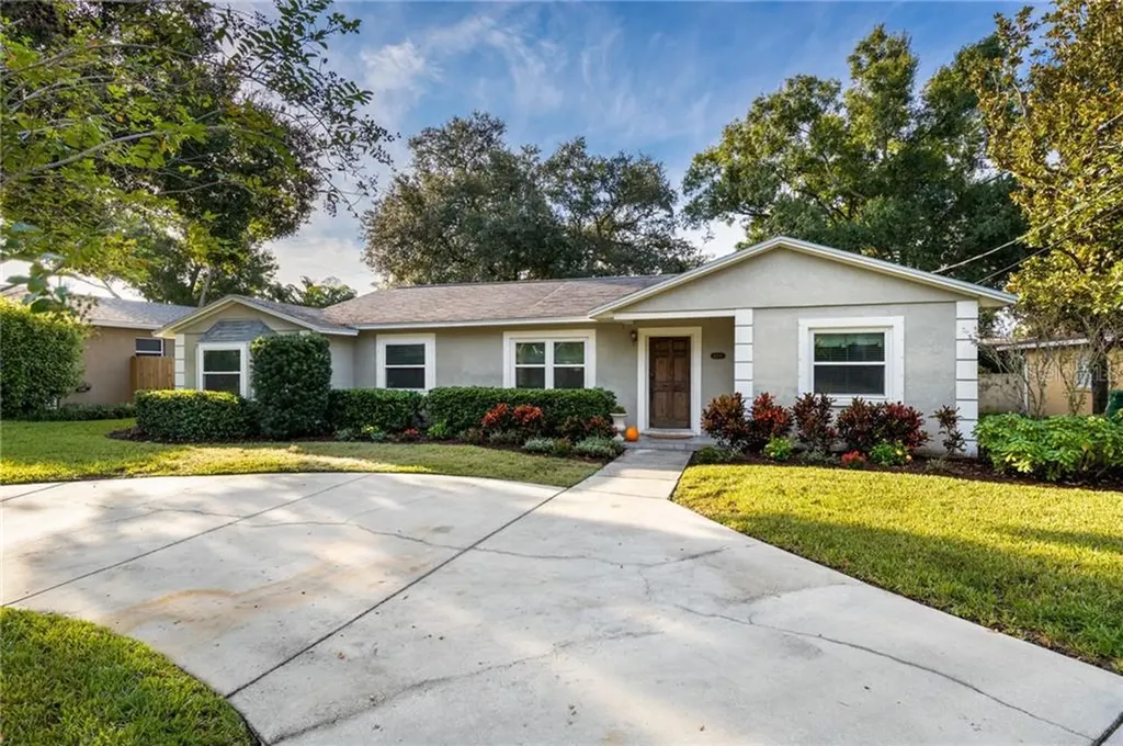 4306 W Empedrado Street Tampa FL 33629