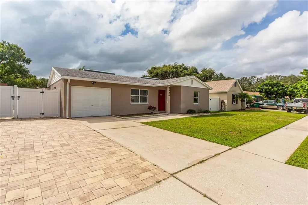 7886 Powder Horn Circle Largo FL 33773