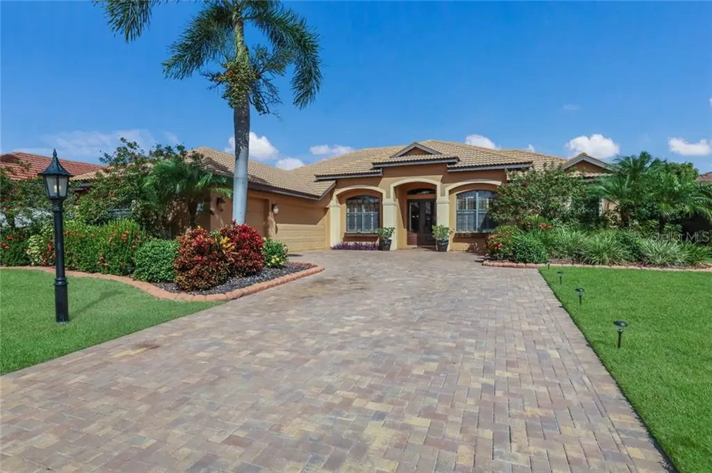 7658 Trillium Boulevard Sarasota FL 34241