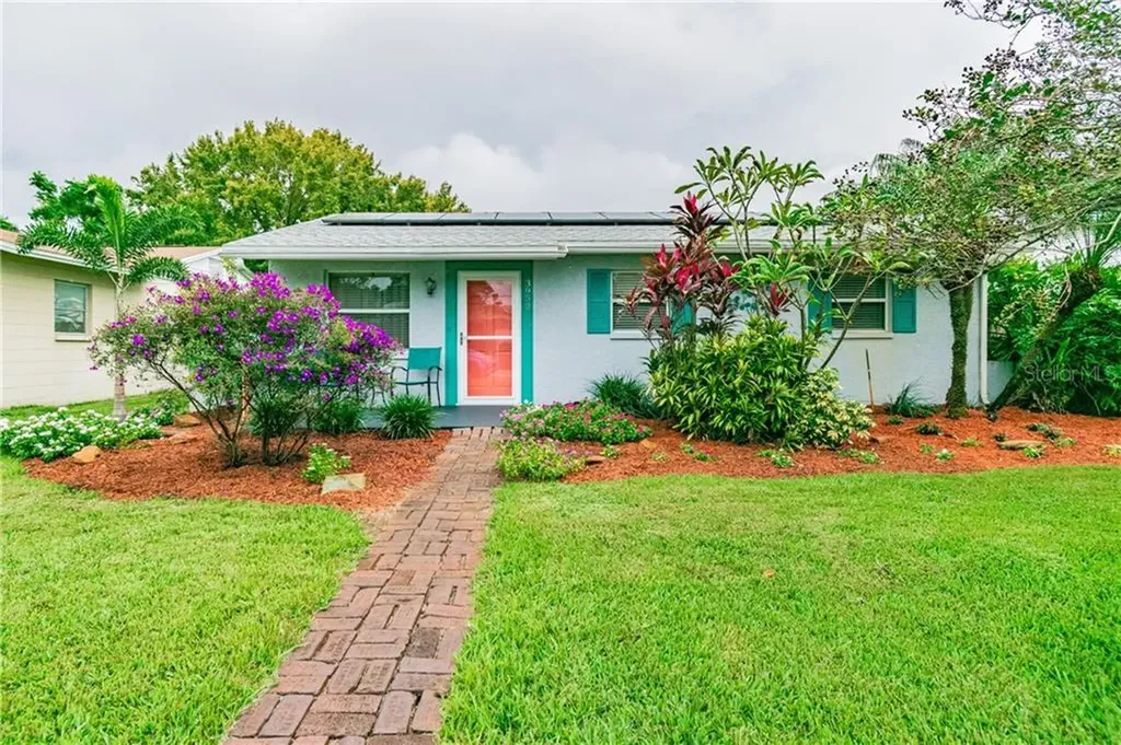 3952 15th Avenue N St Petersburg FL 33713