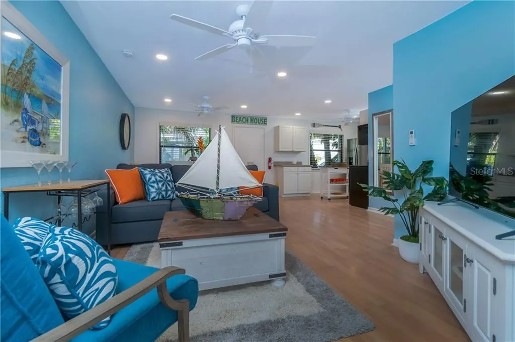 5041 N Beach Road Englewood FL 34223