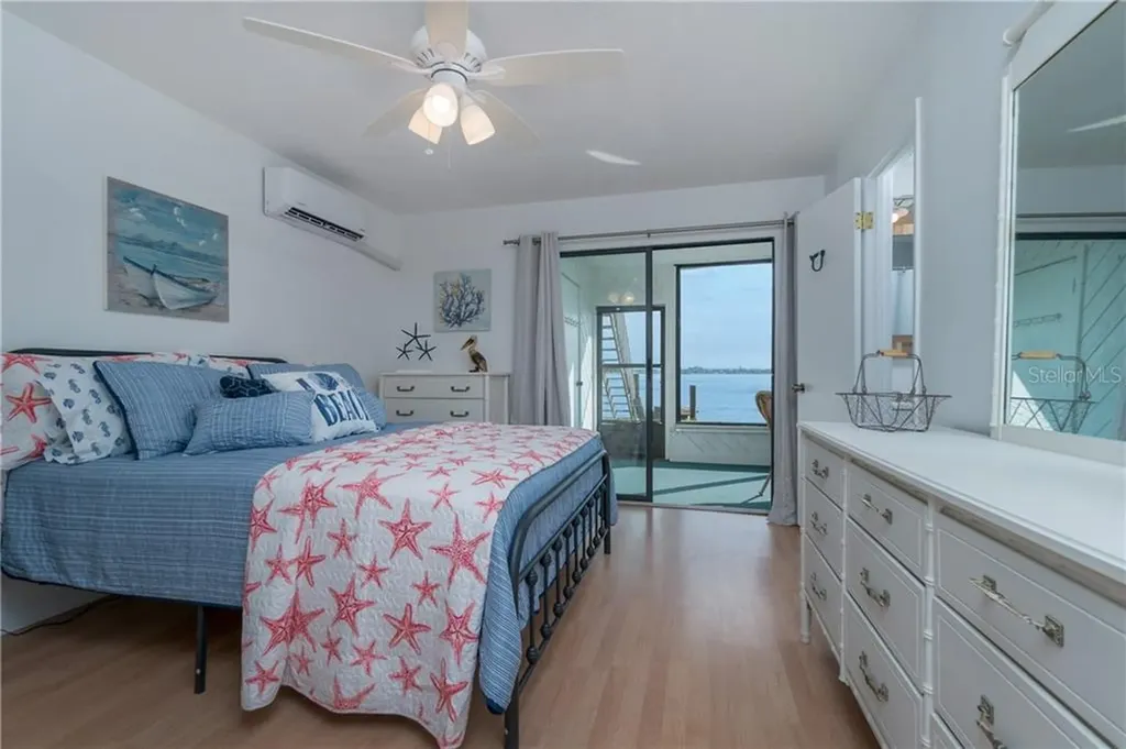 5041 N Beach Road Englewood FL 34223
