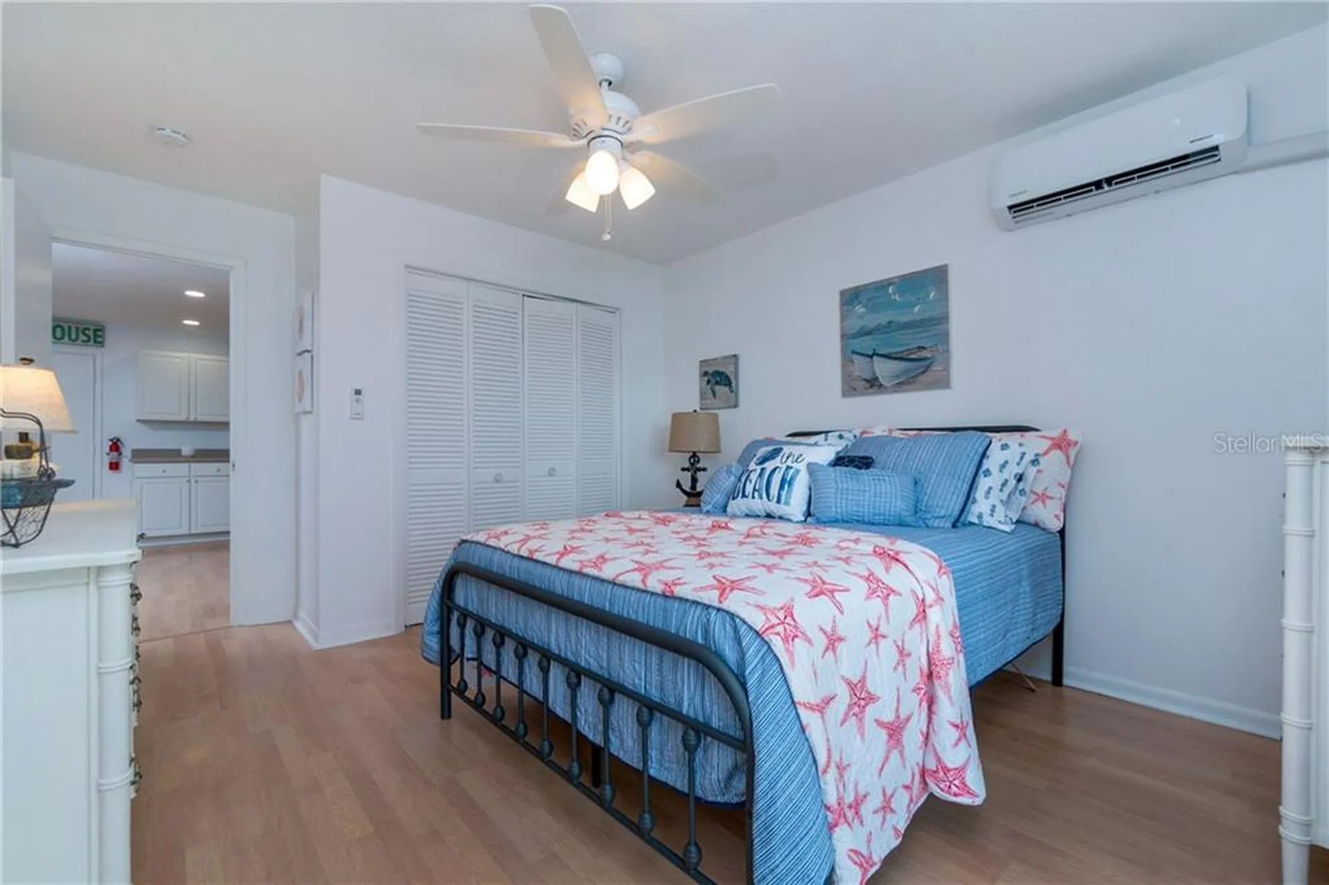 5041 N Beach Road Englewood FL 34223