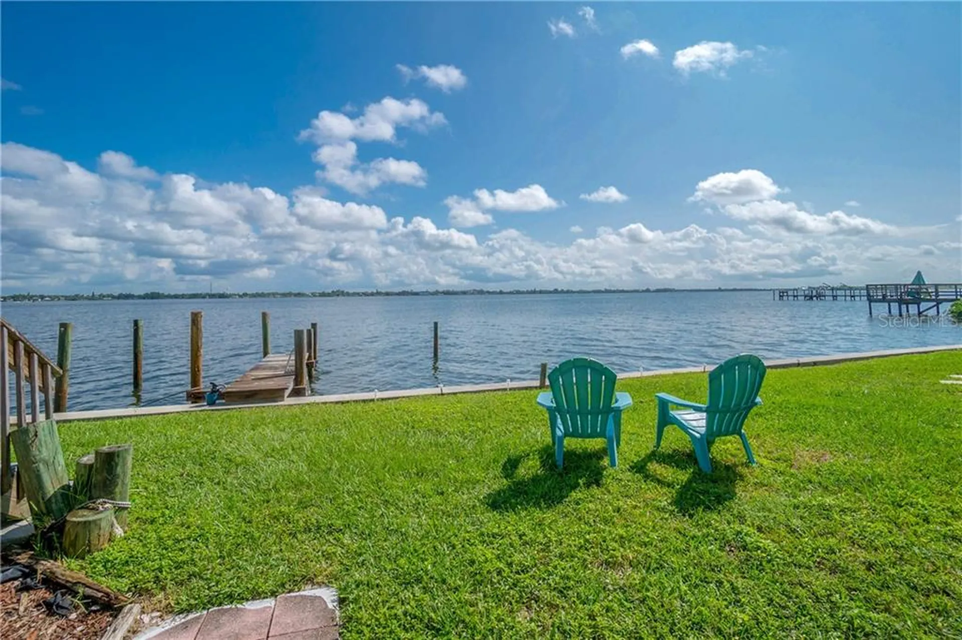 5041 N Beach Road Englewood FL 34223