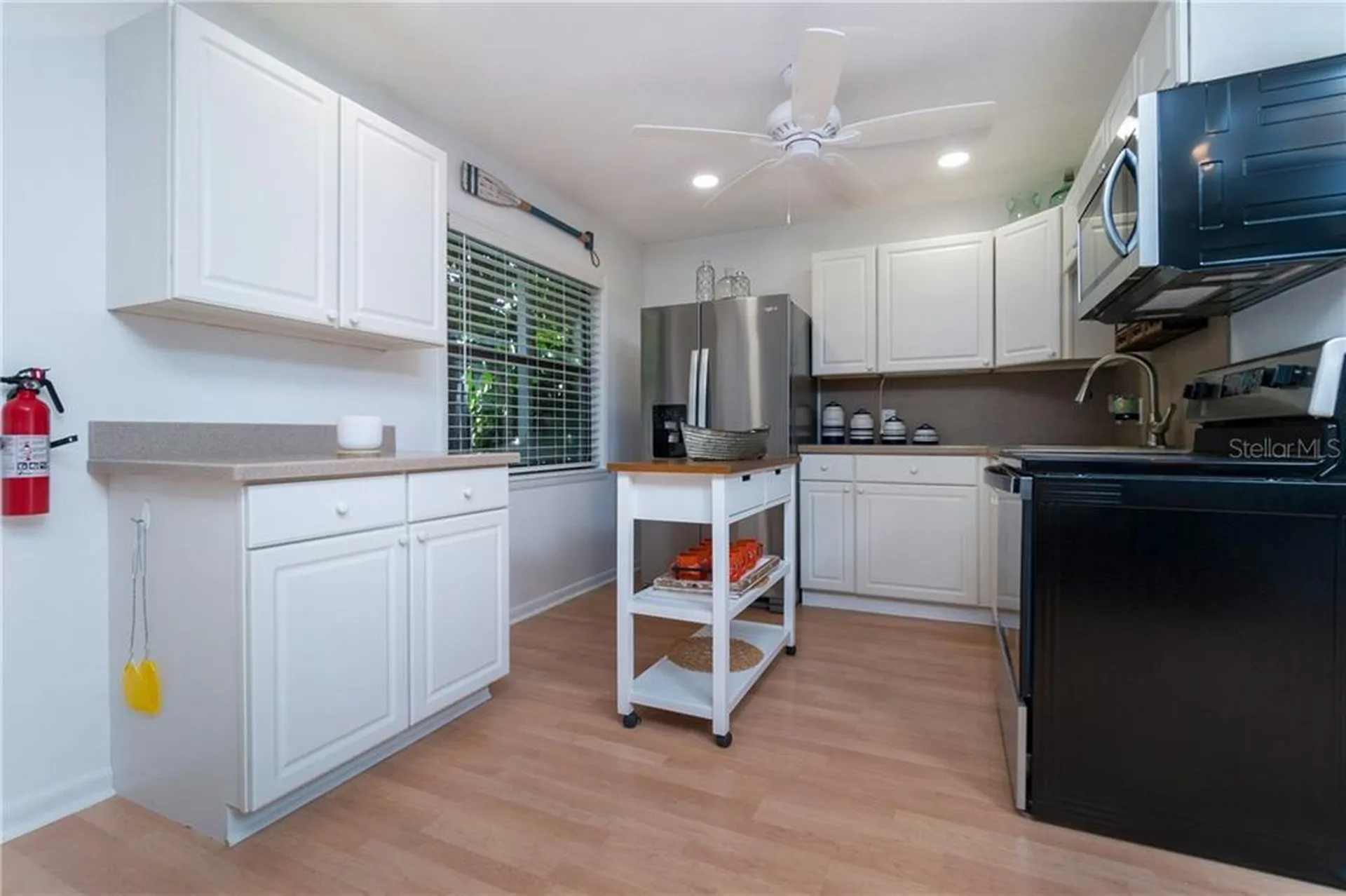 5041 N Beach Road Englewood FL 34223