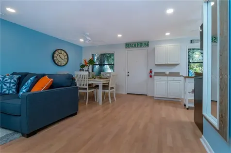 5041 N Beach Road Englewood FL 34223
