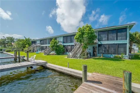 5041 N Beach Road Englewood FL 34223