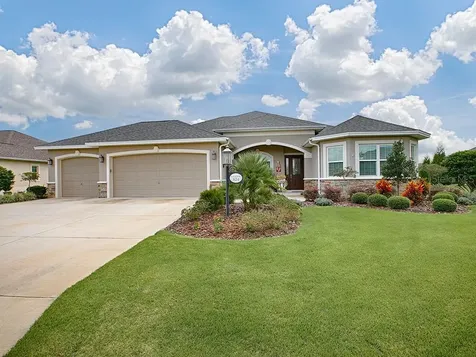 824 Regal Manor Lane The Villages FL 32163