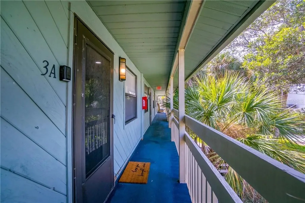 5041 N Beach Road Englewood FL 34223